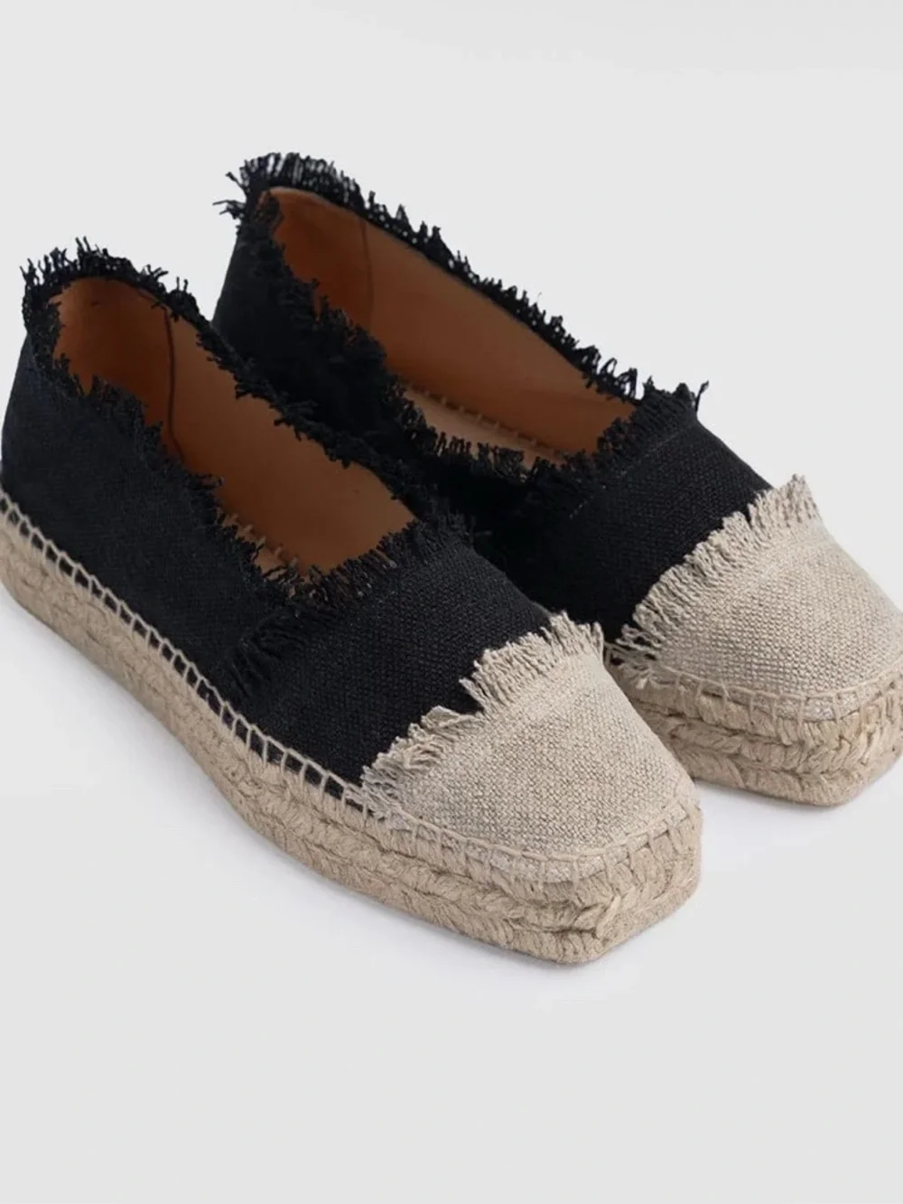NIB SAINT + SOFIA Ivy Frayed Espadrilles